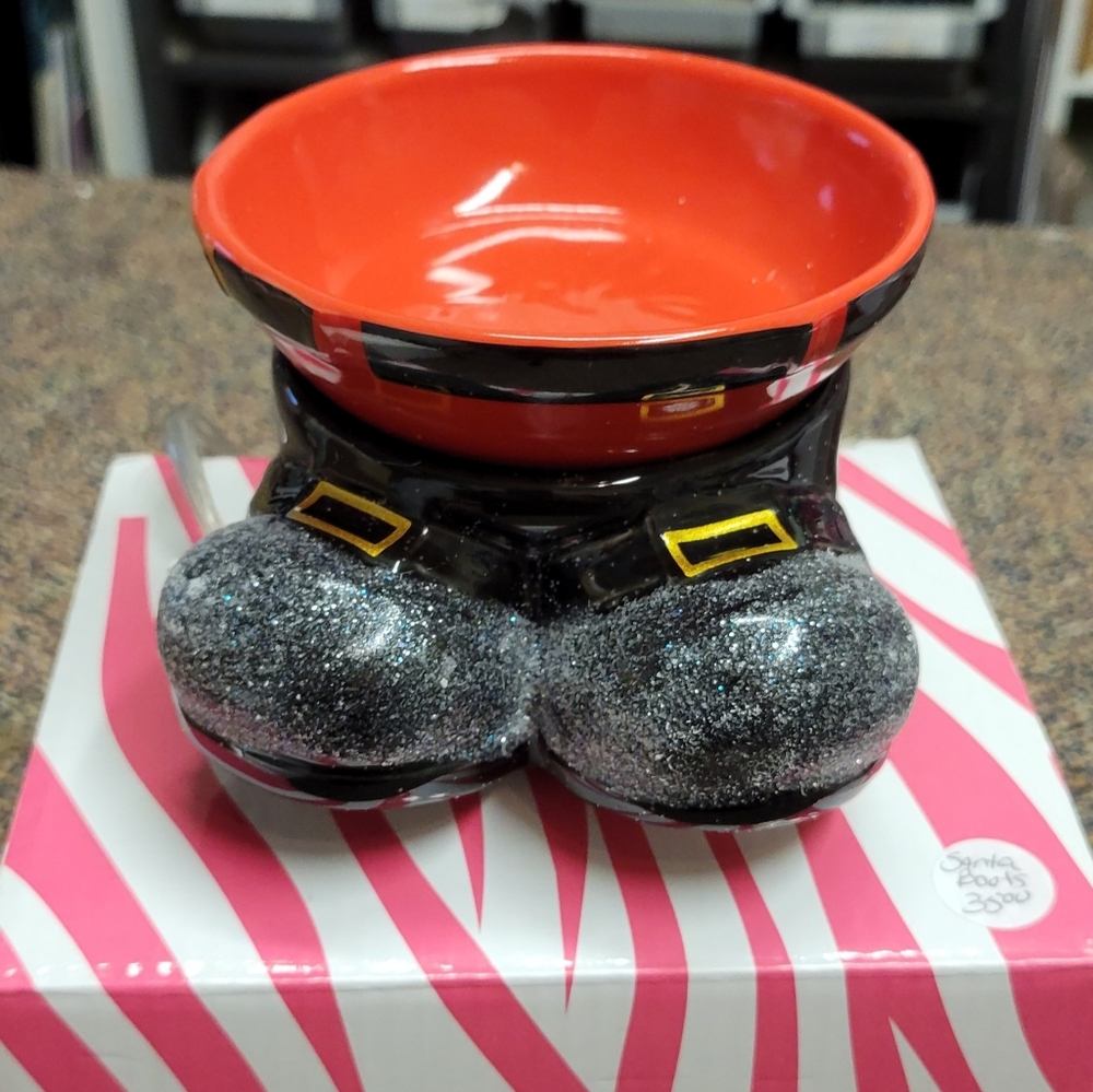 Santa Boots pink zebra simmer pot.